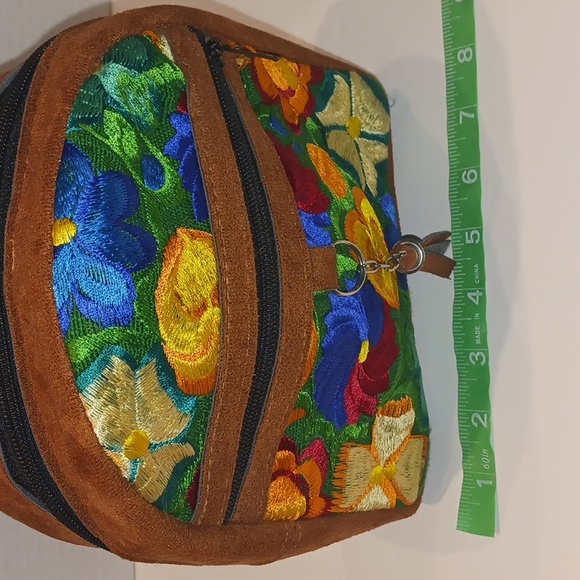 NWOT Handmade - Floral Backpack! - Picture 5 of 6